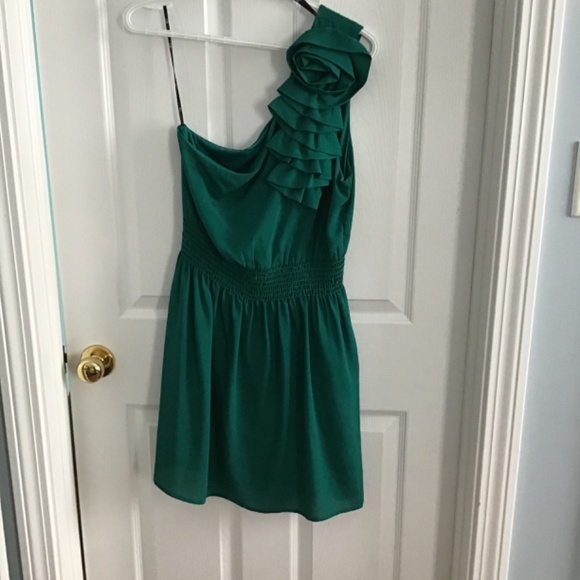 One shoulder green dress - Picture 2 of 2